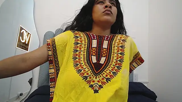 iniyalaboni online show from 17, 2, 2025