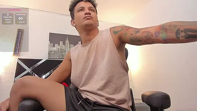 Snapshot of toyboys1 chatting on 24, 9, 2025 toyboys1 online show from 24, 9, 2025