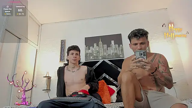 Snapshot of toyboys1 chatting on 16, 10, 2025 toyboys1 online show from 16, 10, 2025