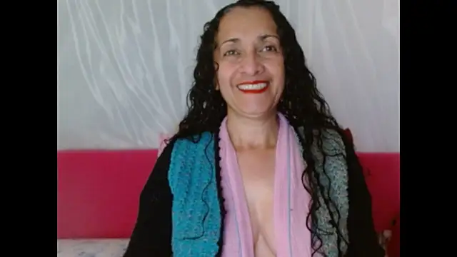 Snapshot of Tita_Madurita chatting on 2, 10, 2025 Tita Madurita online show from 2, 10, 2025