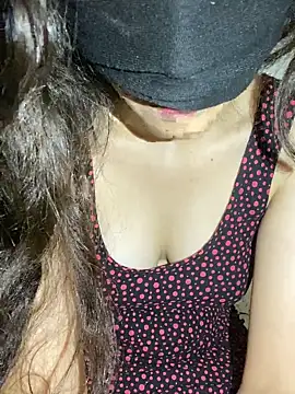 Chahrazad66 online show from 13, 9, 2025