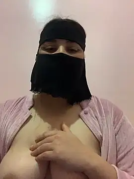 Snapshot of Miss-Soka chatting on 24, 12, 2024 Miss-Soka online show from 24, 12, 2024