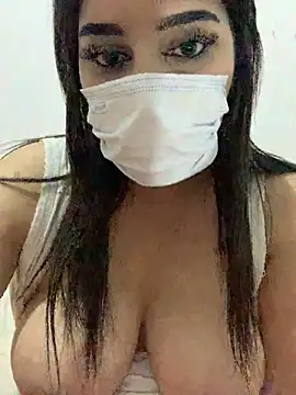 Snapshot of Miss-Soka chatting on 8, 11, 2025 Miss-Soka online show from 8, 11, 2025