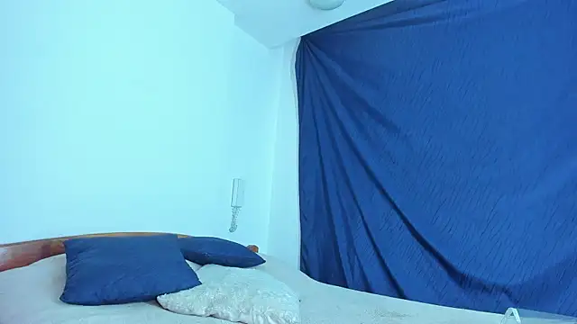 Snapshot of emiily15__ chatting on 16, 1, 2025 emiily15 online show from 16, 1, 2025