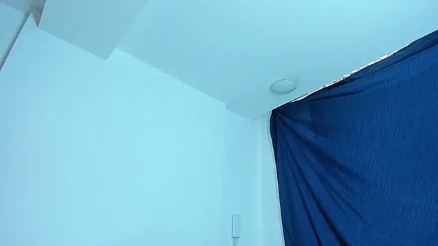 Snapshot of emiily15__ chatting on 31, 1, 2025 emiily15 online show from 31, 1, 2025