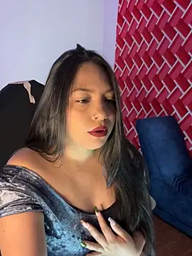 Snapshot of emiily15__ chatting on 14, 9, 2025 emiily15 online show from 14, 9, 2025