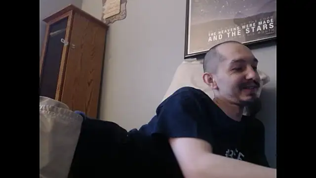 Snapshot of VanceFontaine chatting on 10, 10, 2025 VanceFontaine online show from 10, 10, 2025