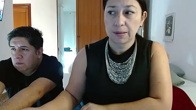 Snapshot of THIAGOEVA chatting on 11, 11, 2025 THIAGOEVA online show from 11, 11, 2025