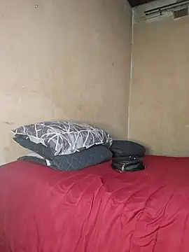 Goodgirlsue 77 online show from 20, 10, 2025