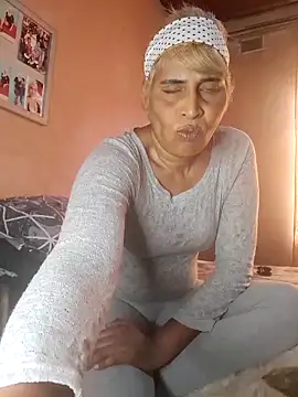 Goodgirlsue 77 online show from 29, 10, 2025