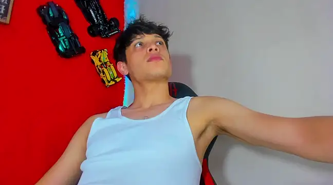 LilOwen  online show from 2, 3, 2025