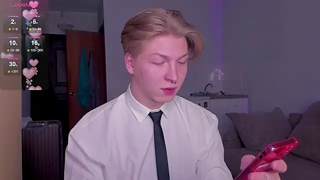 TheMikeSever online show from 15, 11, 2025