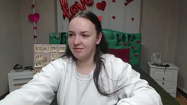 Snapshot of IsabelBlackberry chatting on 4, 10, 2025 IsabelBlackberry online show from 4, 10, 2025