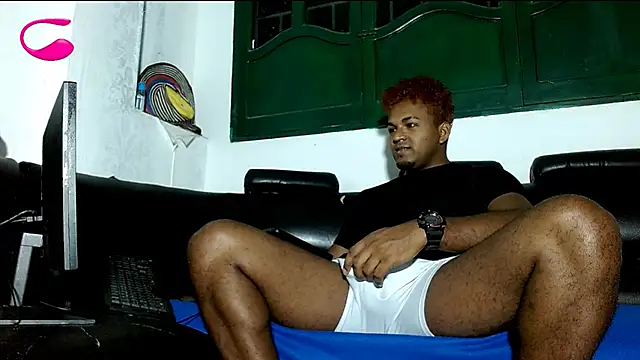 Snapshot of Deleon1995 chatting on 5, 3, 2025 Deleon1995 online show from 5, 3, 2025