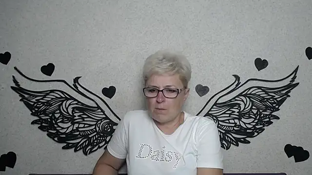 EmiliaGree online show from 12, 9, 2025