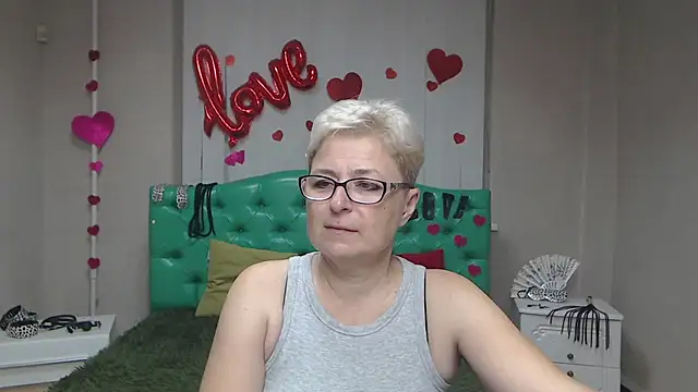 EmiliaGree online show from 23, 9, 2025