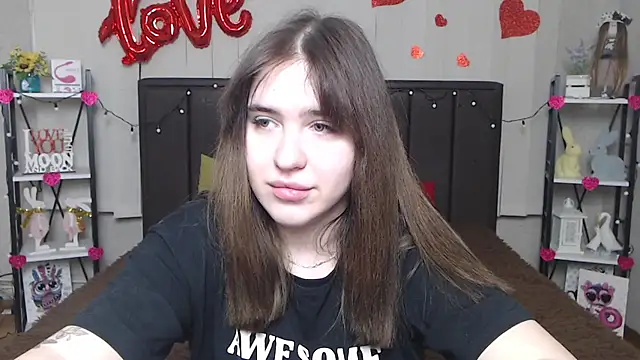 LauraHlot online show from 17, 2, 2025