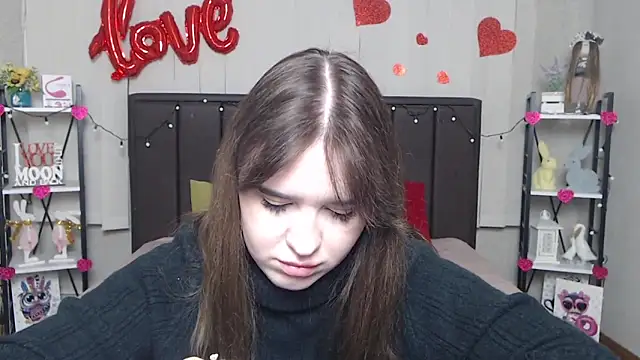 LauraHlot online show from 23, 2, 2025