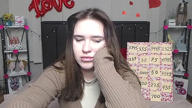 LauraHlot online show from 3, 3, 2025