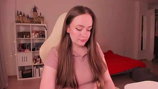 Snapshot of WalkingGirl chatting on 29, 9, 2025 WalkingGirl online show from 29, 9, 2025