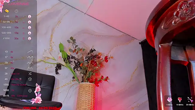 Karla-Ebony online show from 24, 9, 2025