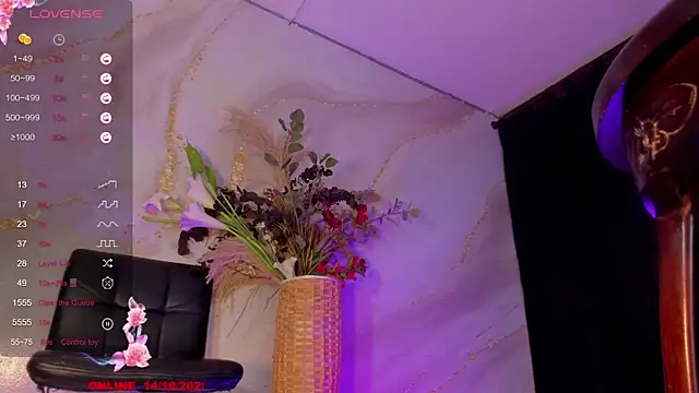 Karla-Ebony online show from 14, 10, 2025