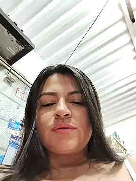 Linda Lars online show from 5, 1, 2025