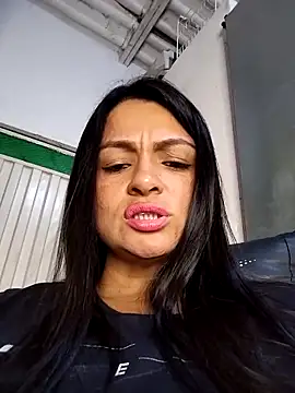 Linda Lars online show from 9, 9, 2025