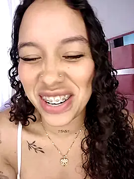 Snapshot of MarieLeon chatting on 4, 3, 2025 MarieLeon online show from 4, 3, 2025