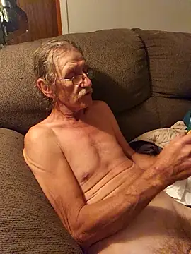 Snapshot of coolbrease10 chatting on 14, 10, 2025 coolbrease10 online show from 14, 10, 2025