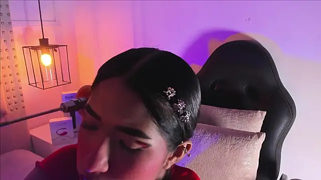 Snapshot of baby_naughty1_ chatting on 2, 12, 2024 baby naughty1 online show from 2, 12, 2024