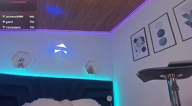  gia rose online show from 31, 1, 2025