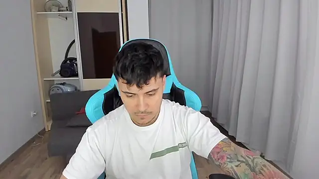 MatMalonne online show from 1, 2, 2025