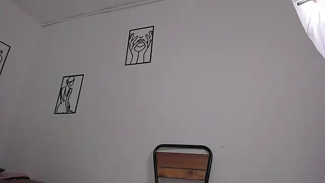 cloehonney online show from 28, 2, 2025