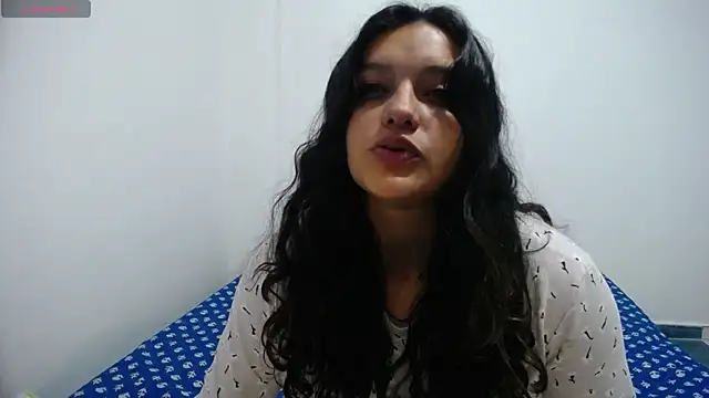 Laurenkenner  online show from 16, 12, 2024