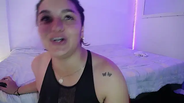 Laurenkenner  online show from 14, 3, 2025