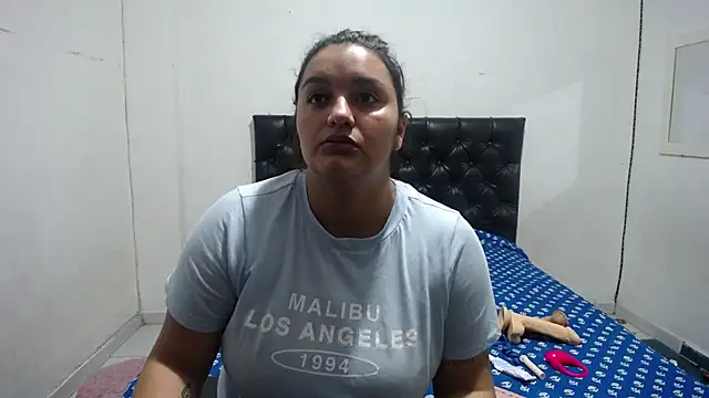 Laurenkenner  online show from 15, 12, 2025