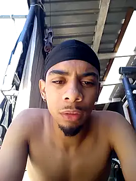 Snapshot of 29YOURZ_28_ chatting on 14, 12, 2024 29YOURZ 28 online show from 14, 12, 2024