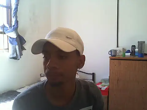 Snapshot of 29YOURZ_28_ chatting on 14, 2, 2025 29YOURZ 28 online show from 14, 2, 2025