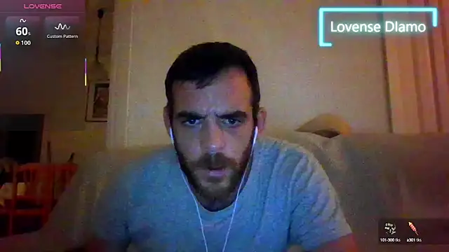 Snapshot of _NakedChef_ chatting on 9, 9, 2025 NakedChef online show from 9, 9, 2025