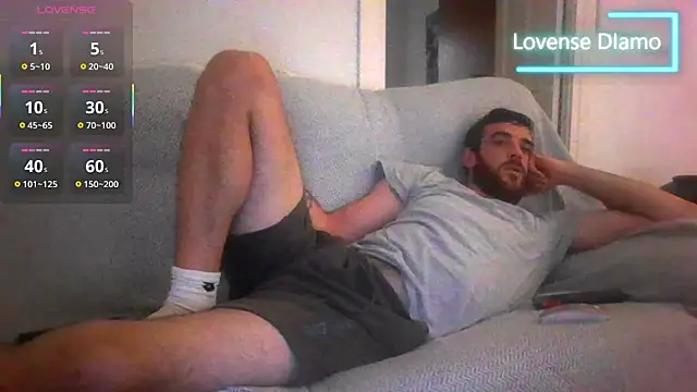 Snapshot of _NakedChef_ chatting on 20, 9, 2025 NakedChef online show from 20, 9, 2025