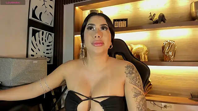 Snapshot of kiim_taaylor chatting on 27, 1, 2025 kiim taaylor online show from 27, 1, 2025