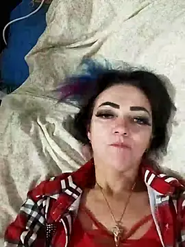 Snapshot of SweetLeila40 chatting on 7, 1, 2025 SweetLeila40 online show from 7, 1, 2025