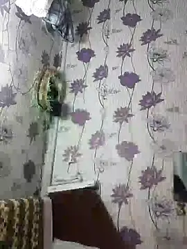 Snapshot of SweetLeila40 chatting on 18, 1, 2025 SweetLeila40 online show from 18, 1, 2025