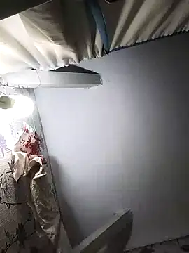 Snapshot of SweetLeila40 chatting on 16, 2, 2025 SweetLeila40 online show from 16, 2, 2025