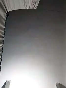 Snapshot of SweetLeila40 chatting on 22, 2, 2025 SweetLeila40 online show from 22, 2, 2025