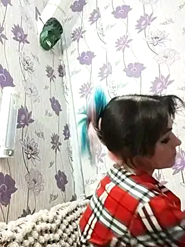 Snapshot of SweetLeila40 chatting on 24, 2, 2025 SweetLeila40 online show from 24, 2, 2025