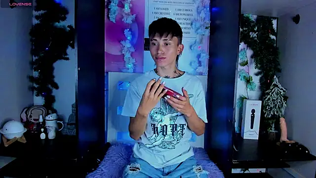 Snapshot of juniior_2311_ chatting on 6, 2, 2025 juniior 2311  online show from 6, 2, 2025