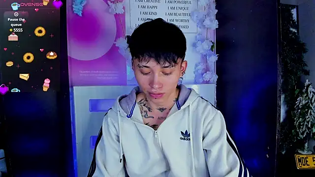 Snapshot of juniior_2311_ chatting on 13, 2, 2025 juniior 2311  online show from 13, 2, 2025