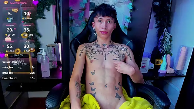 Snapshot of juniior_2311_ chatting on 20, 3, 2025 juniior 2311  online show from 20, 3, 2025